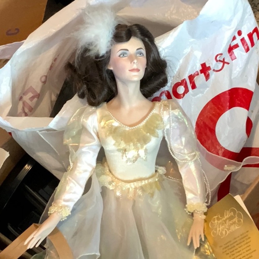 Doll - Picture 3 of 6